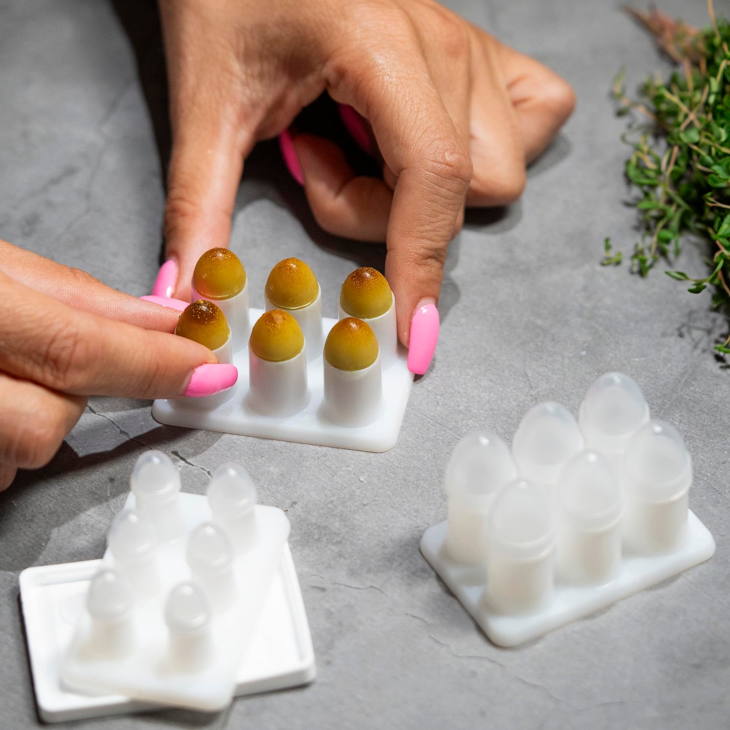 Suppository Molds Kit - Made in France, 3 Sizes (1ml, 2ml, 3ml), Reusable Suppositories Mold - 4 Trays HoxycomBuy Supplements Australia