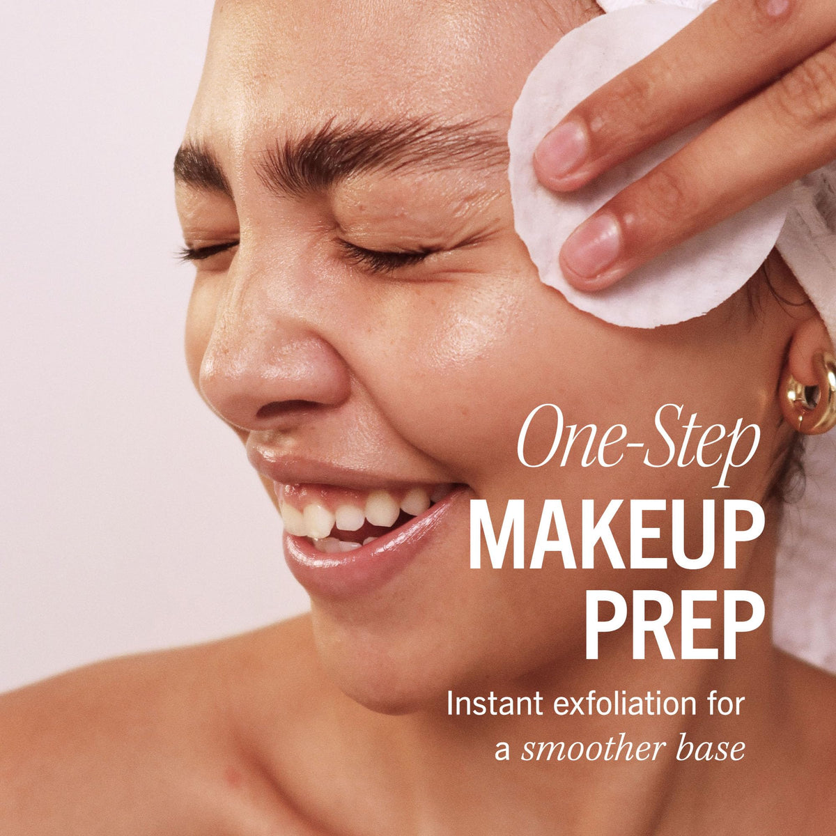First Aid Beauty - Facial Radiance Pads with Glycolic & Lactic Acids, Daily Exfoliating Pads