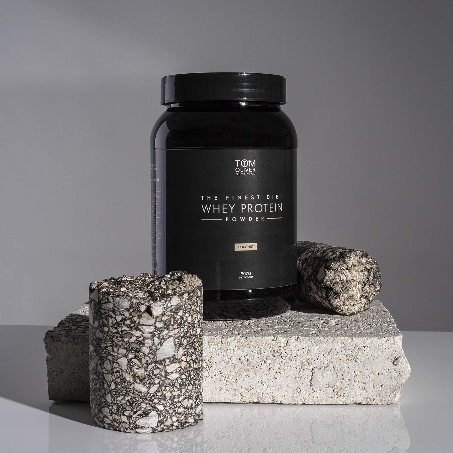 Tom Oliver Nutrition The Diet Protein - Diet Whey Protein Powder 907g - Weight Control Shake for Men & Women Tom Oliver NutritionBuy Supplements Australia